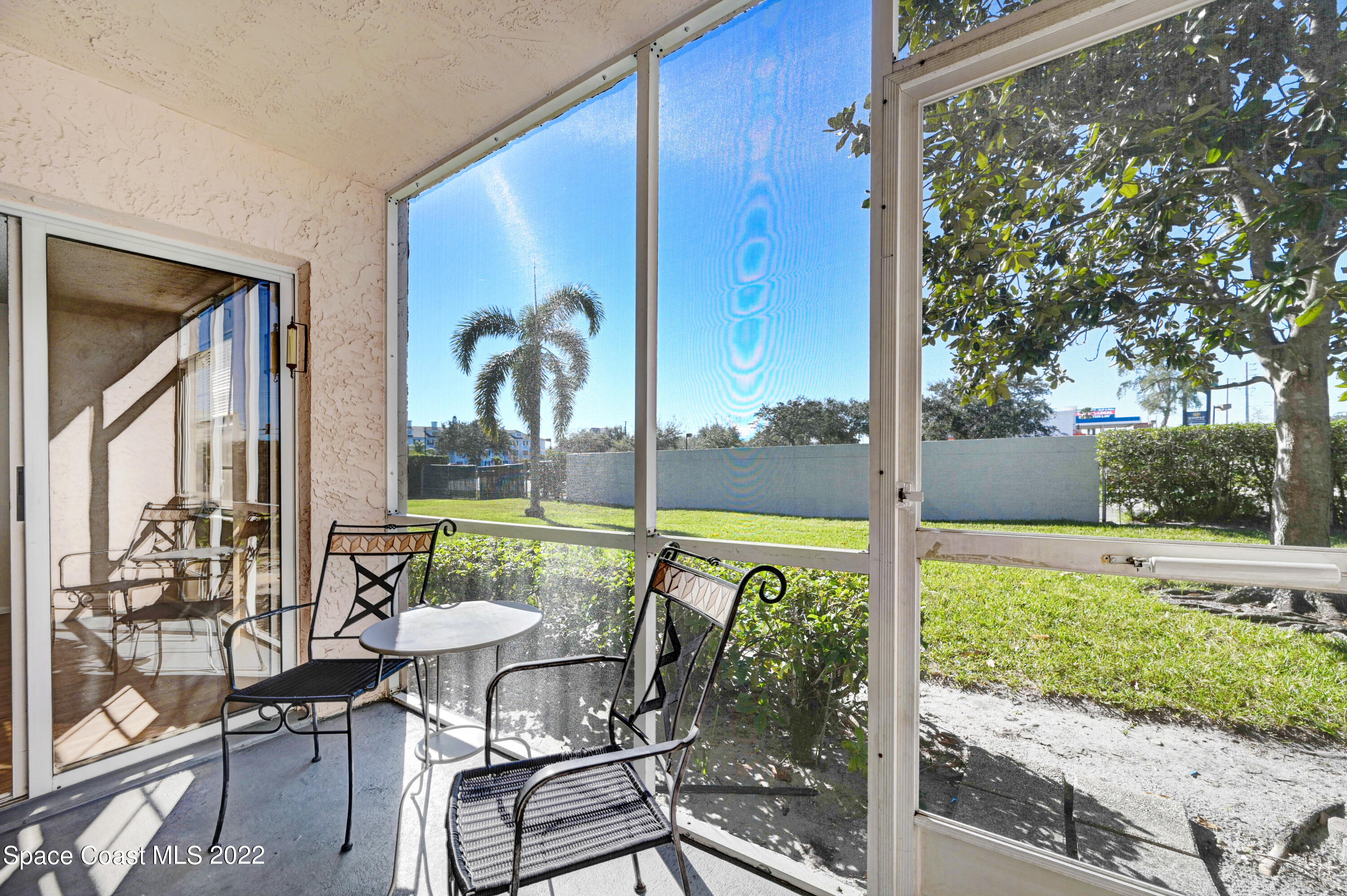 927 Sonesta Avenue NE, 103