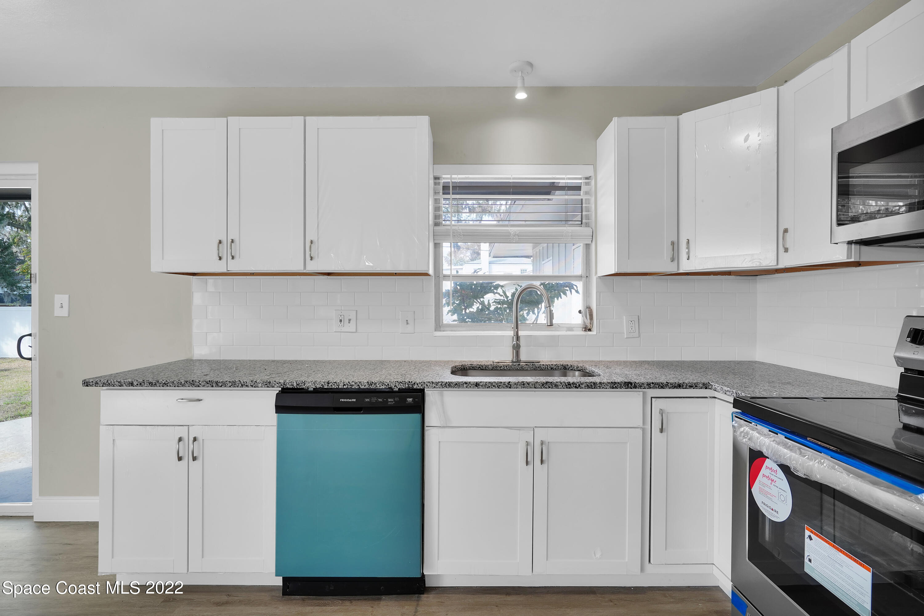 7308 San Jose Boulevard