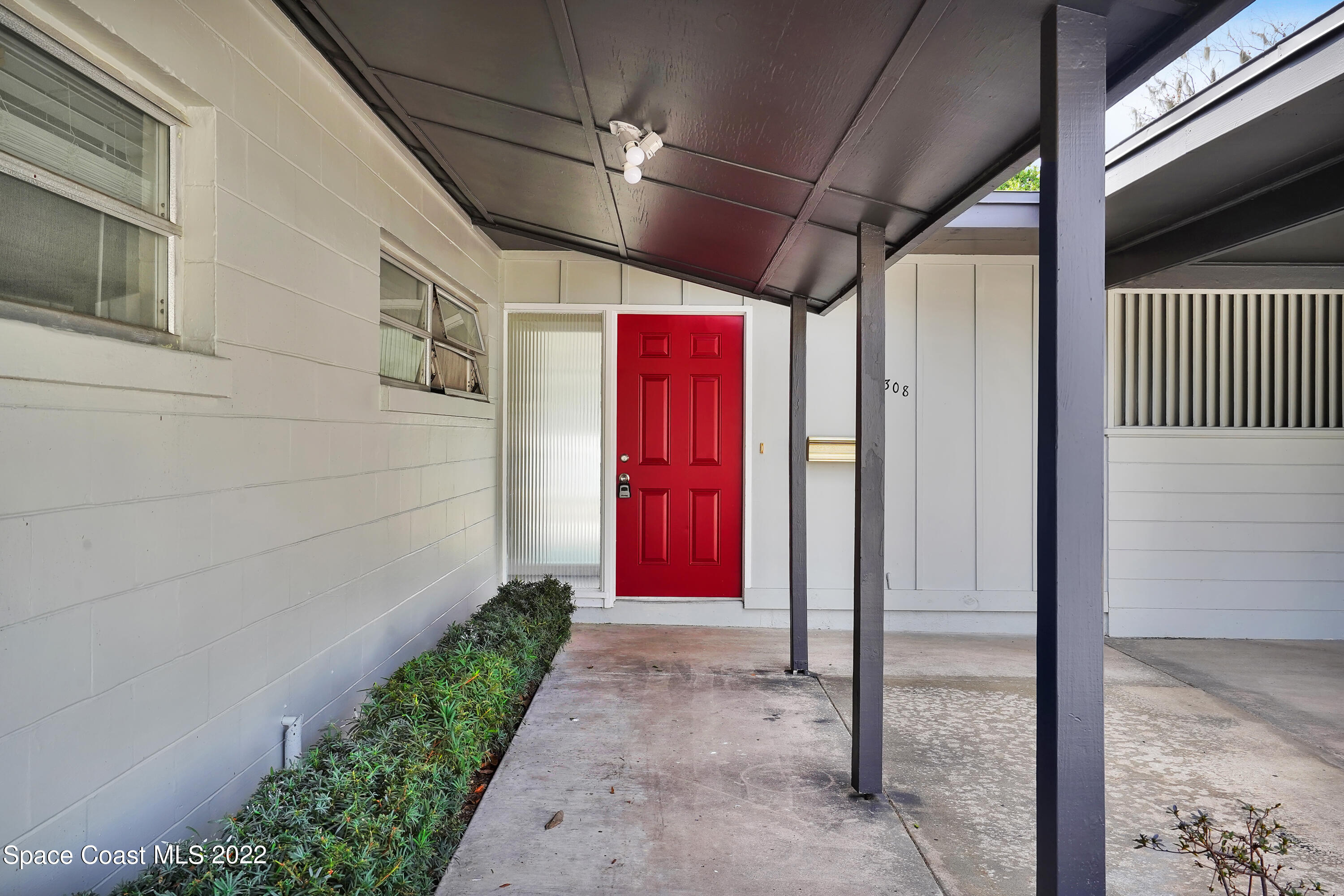 7308 San Jose Boulevard