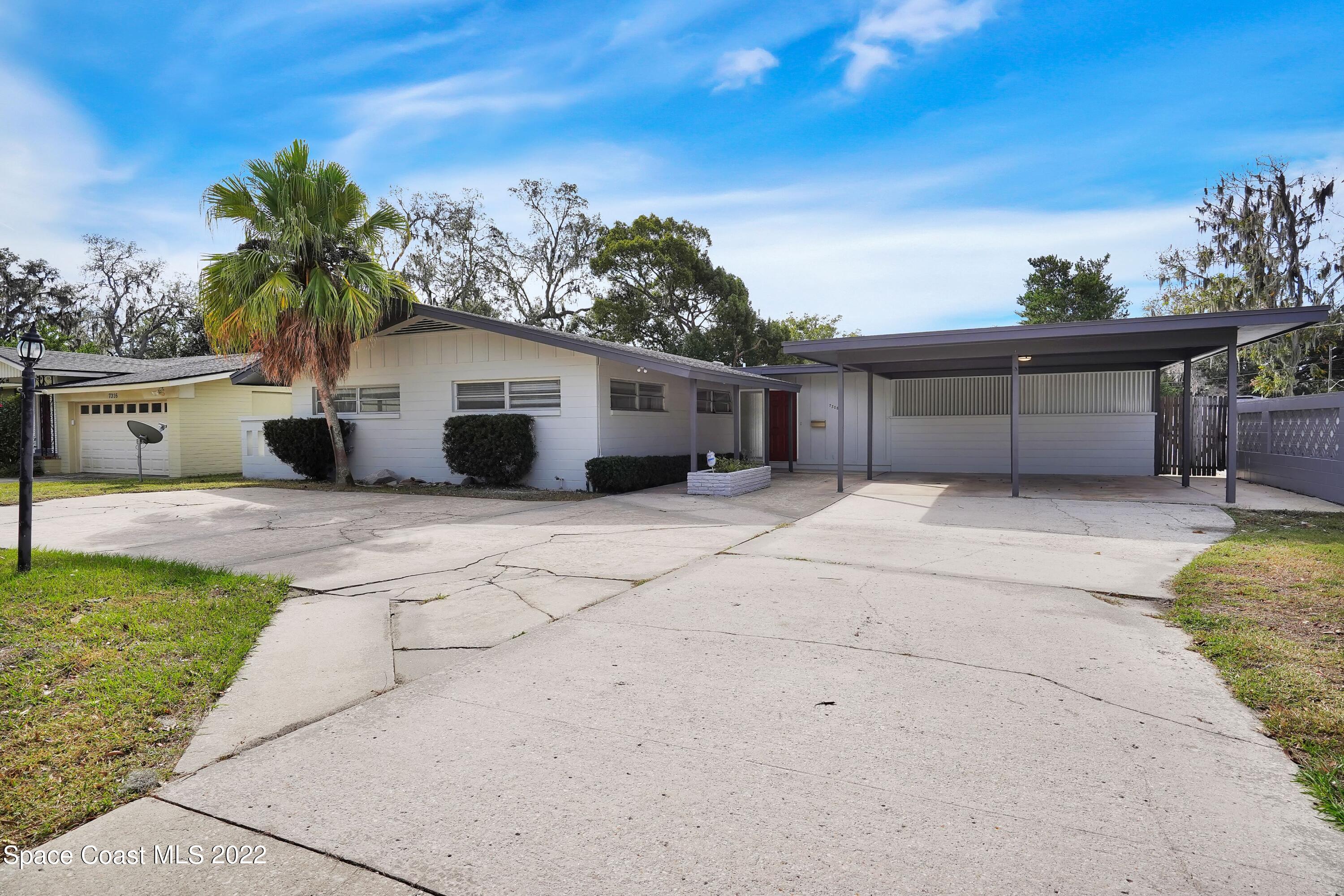 7308 San Jose Boulevard