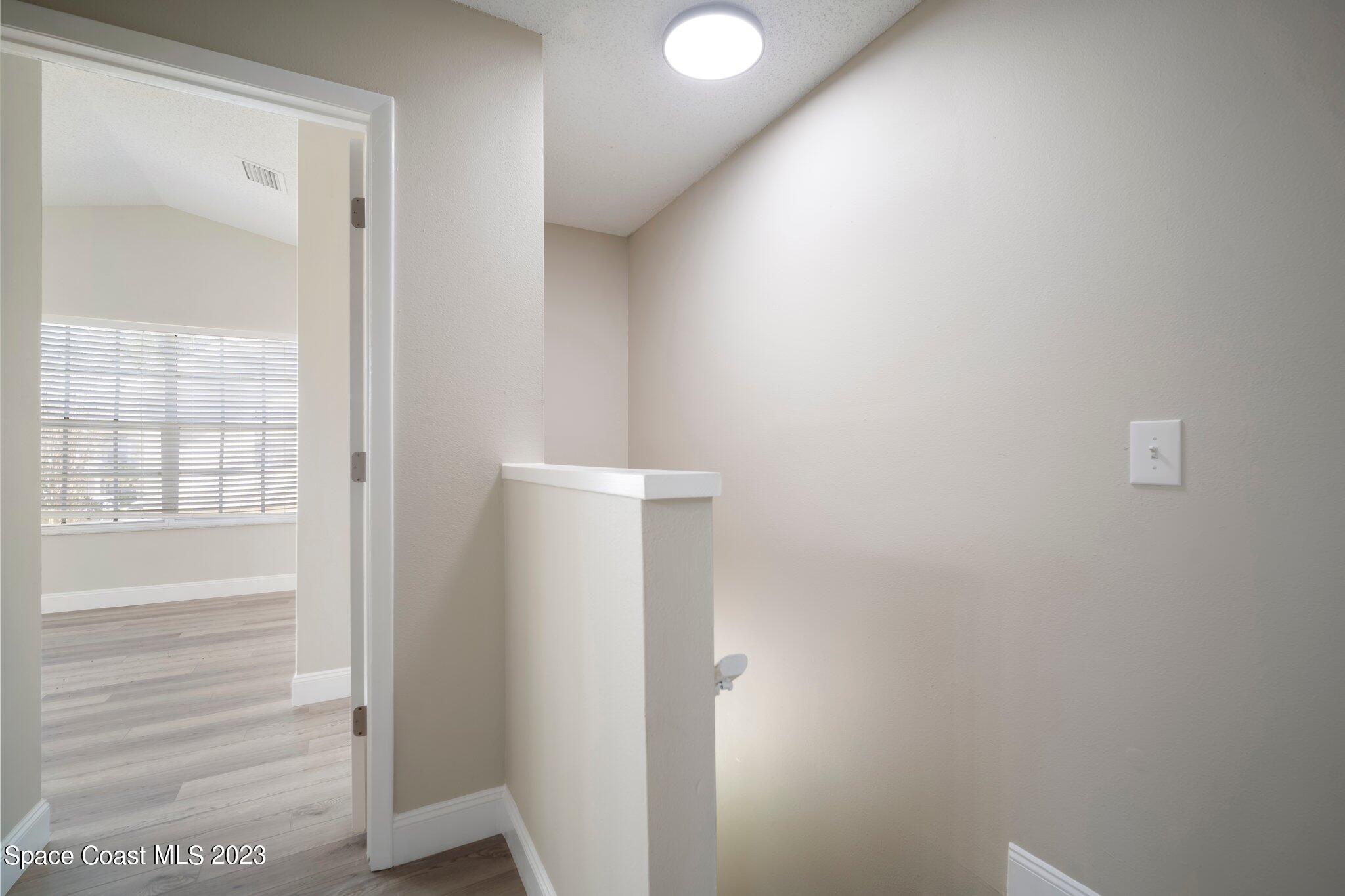 548 Kensington Lake Circle, 2