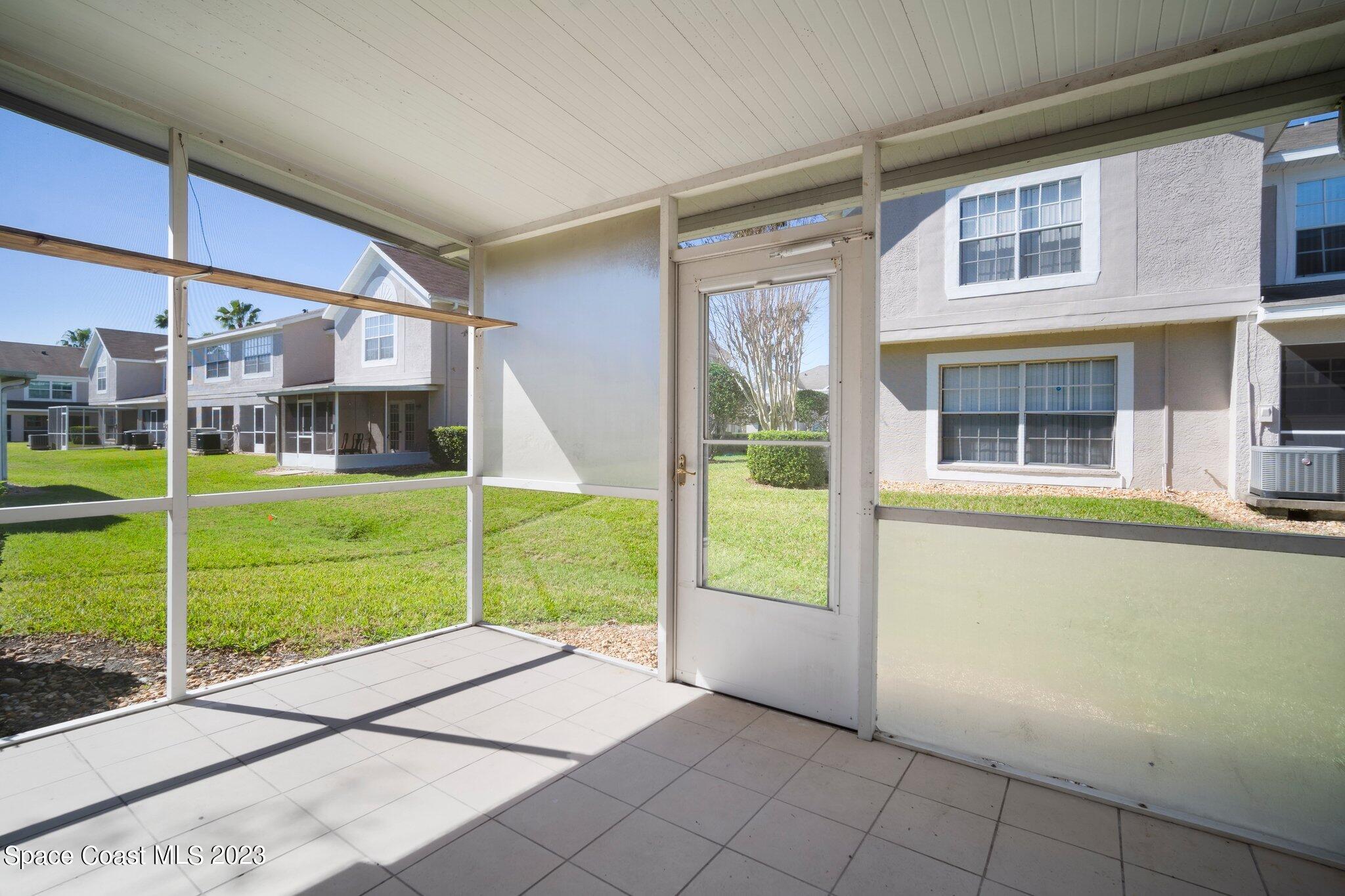 548 Kensington Lake Circle, 2