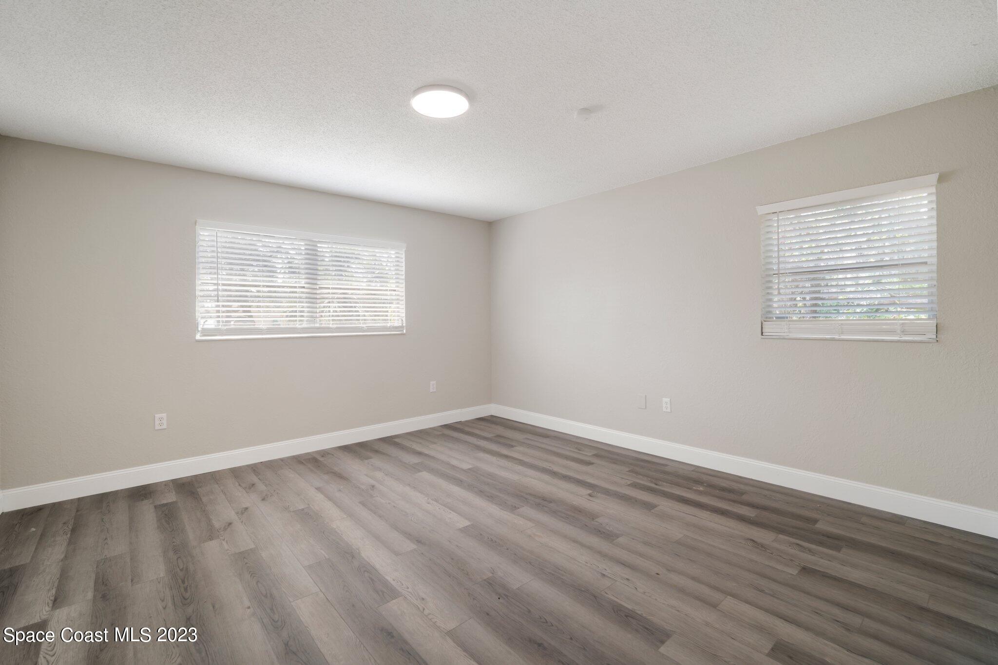 20426 Emerald Avenue