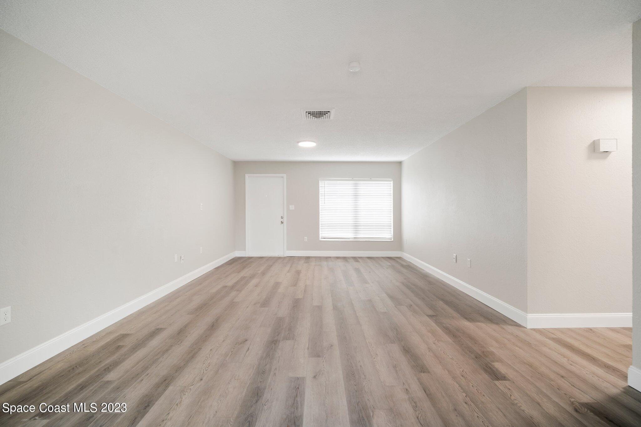 20426 Emerald Avenue