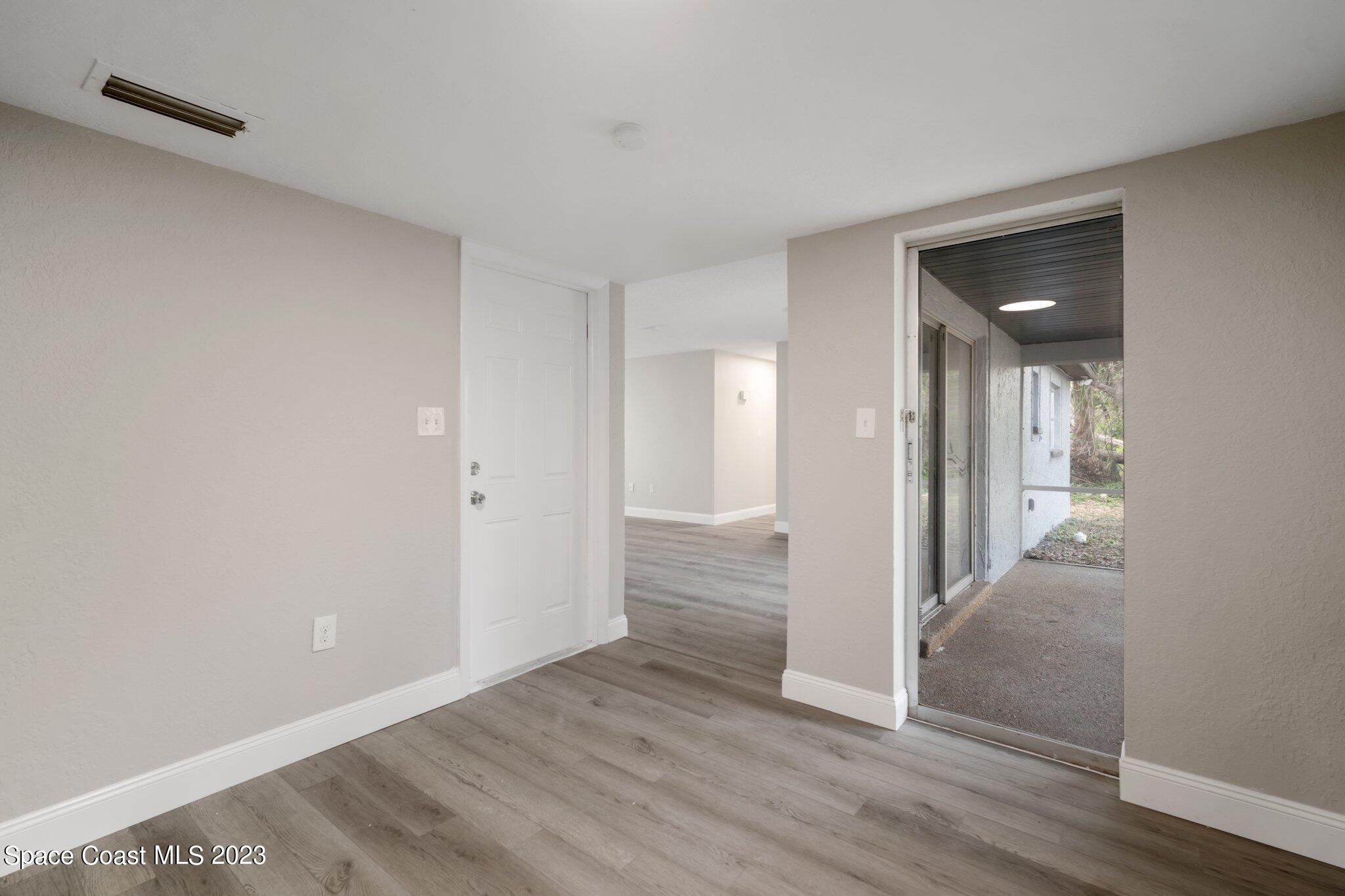 20426 Emerald Avenue