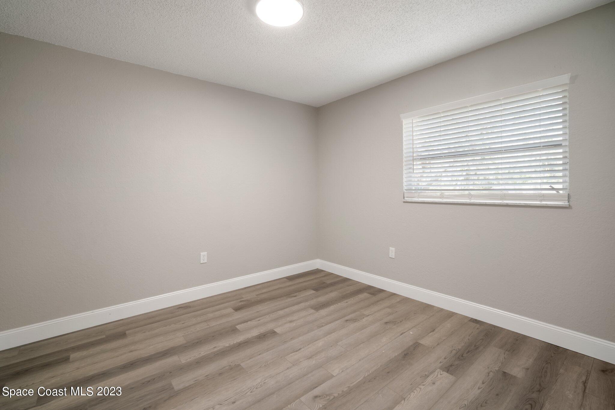 20426 Emerald Avenue