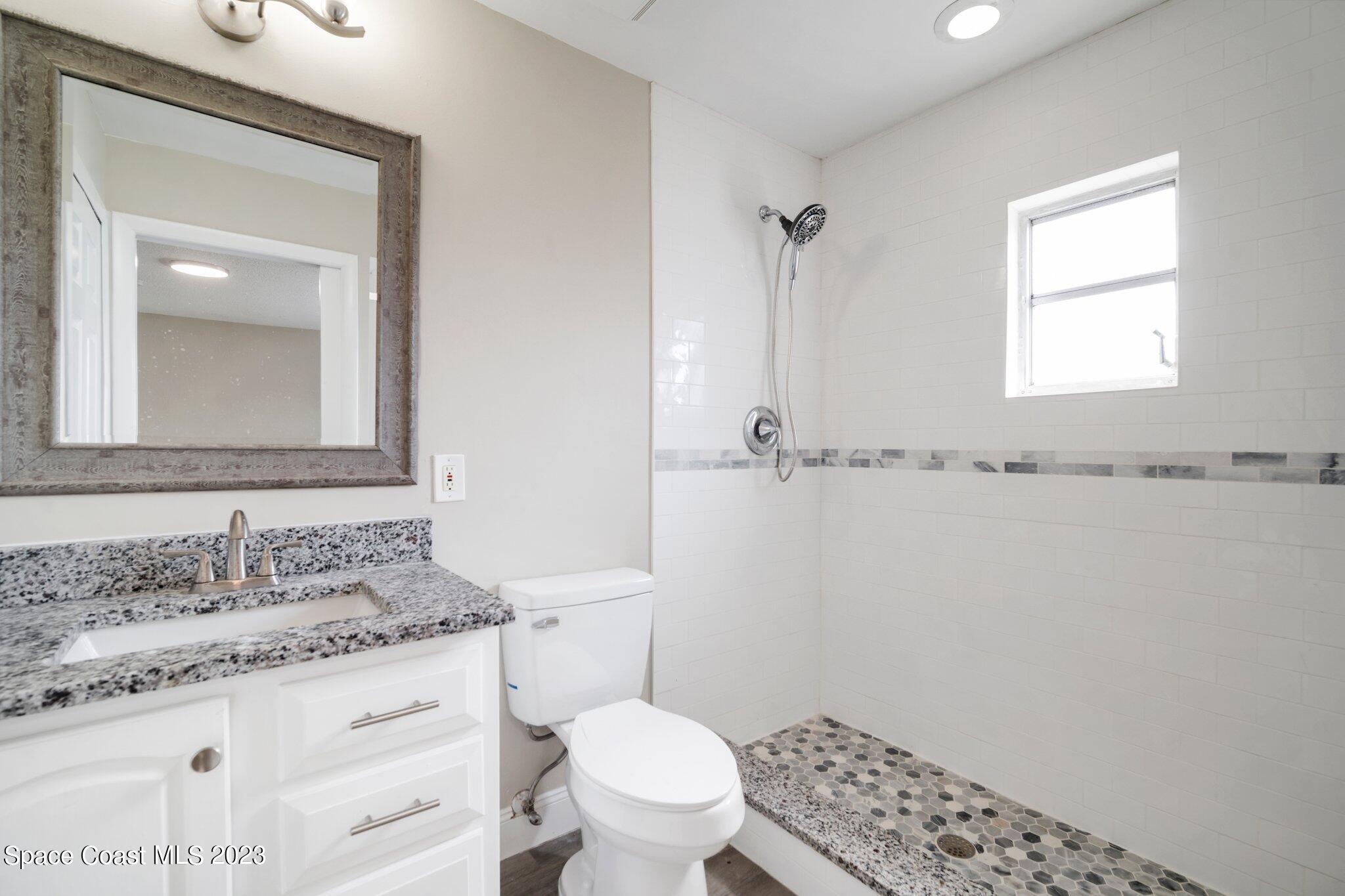 20426 Emerald Avenue