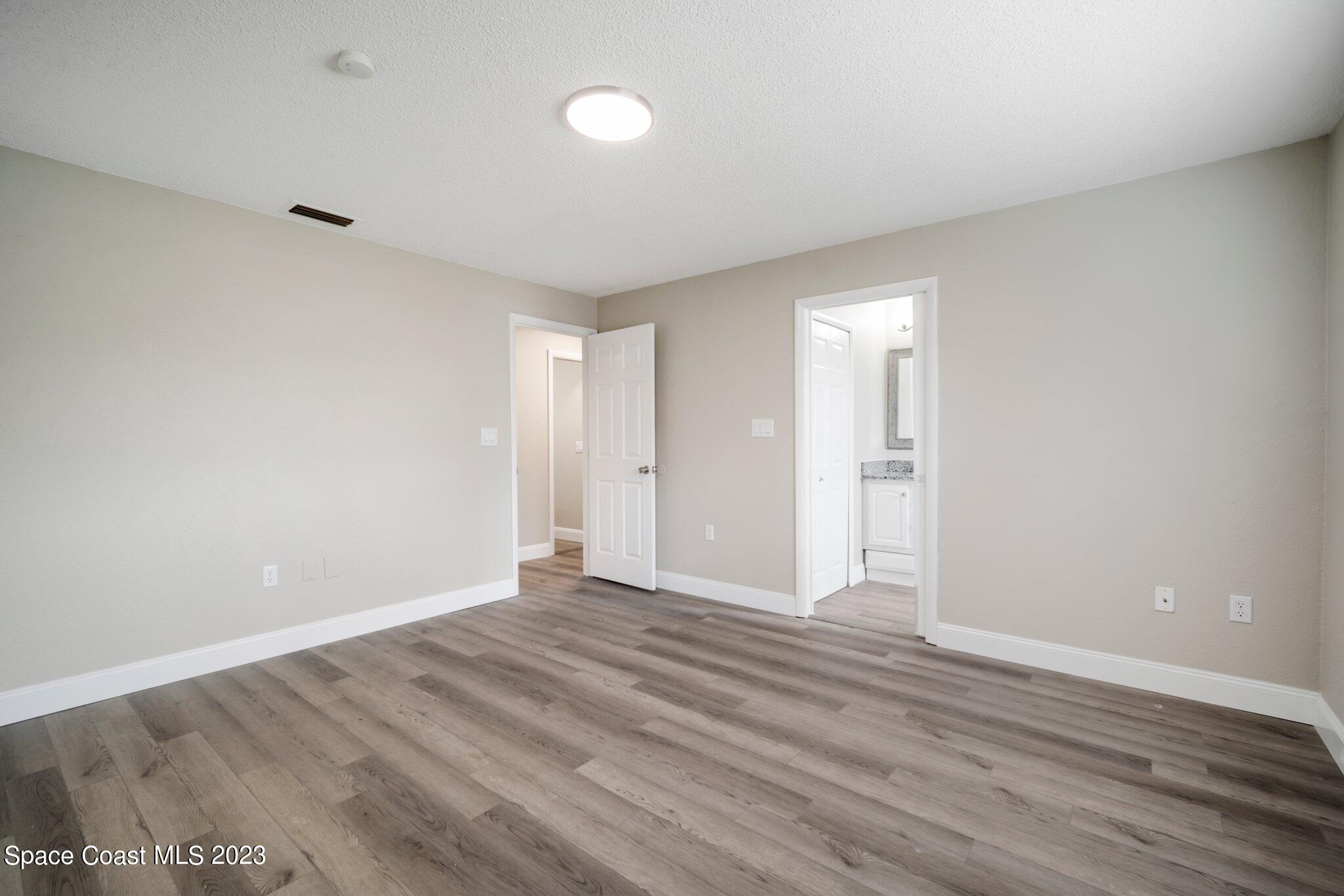 20426 Emerald Avenue