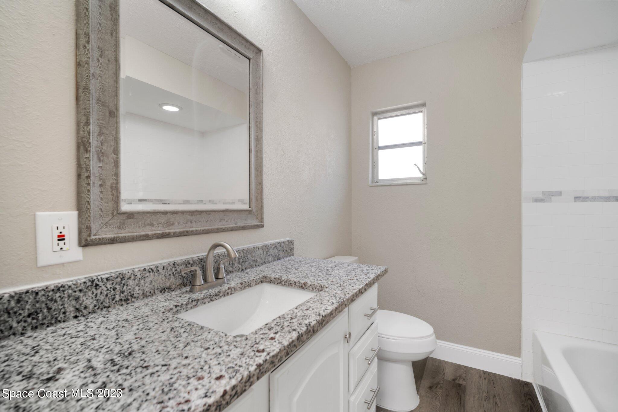 20426 Emerald Avenue