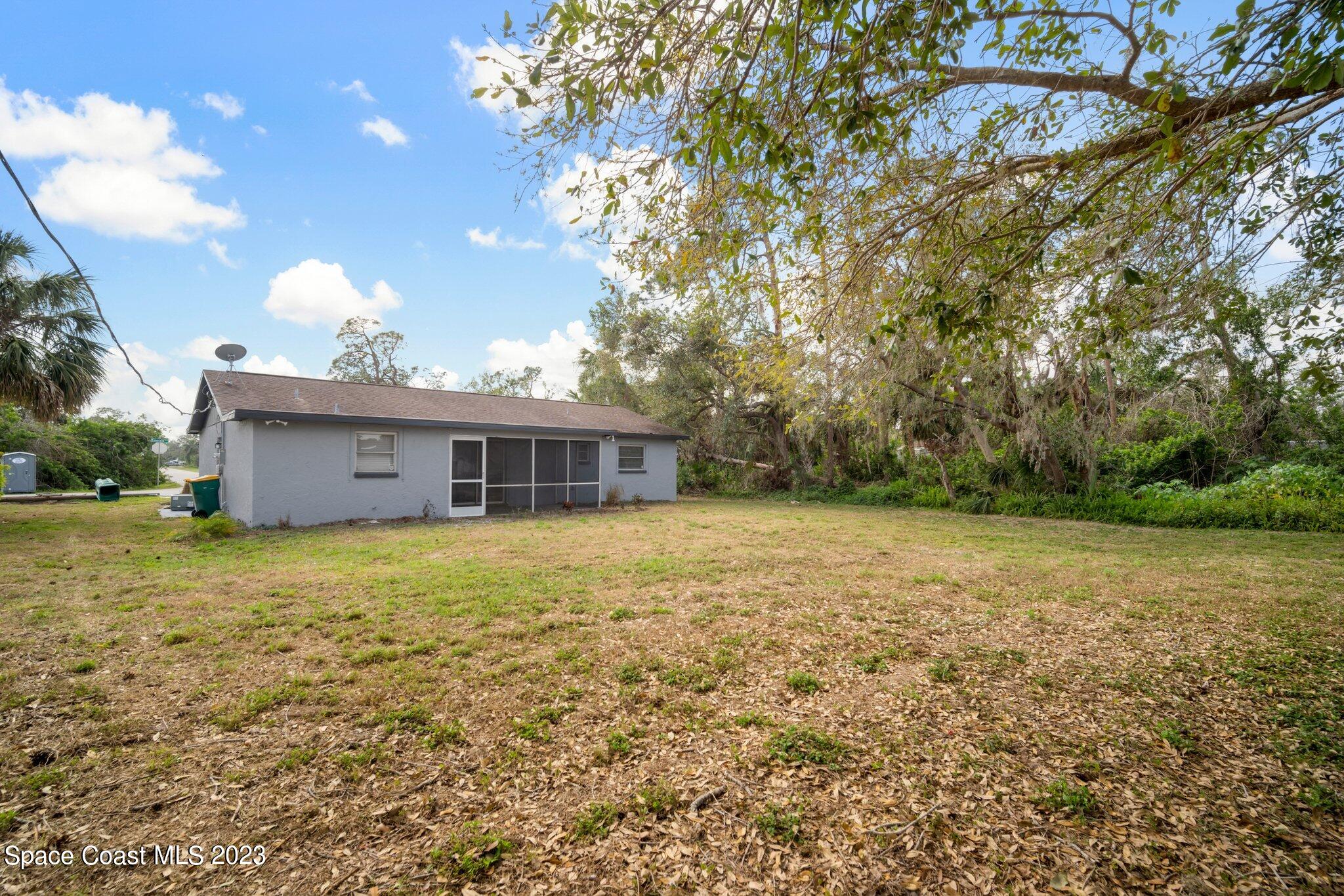 20426 Emerald Avenue