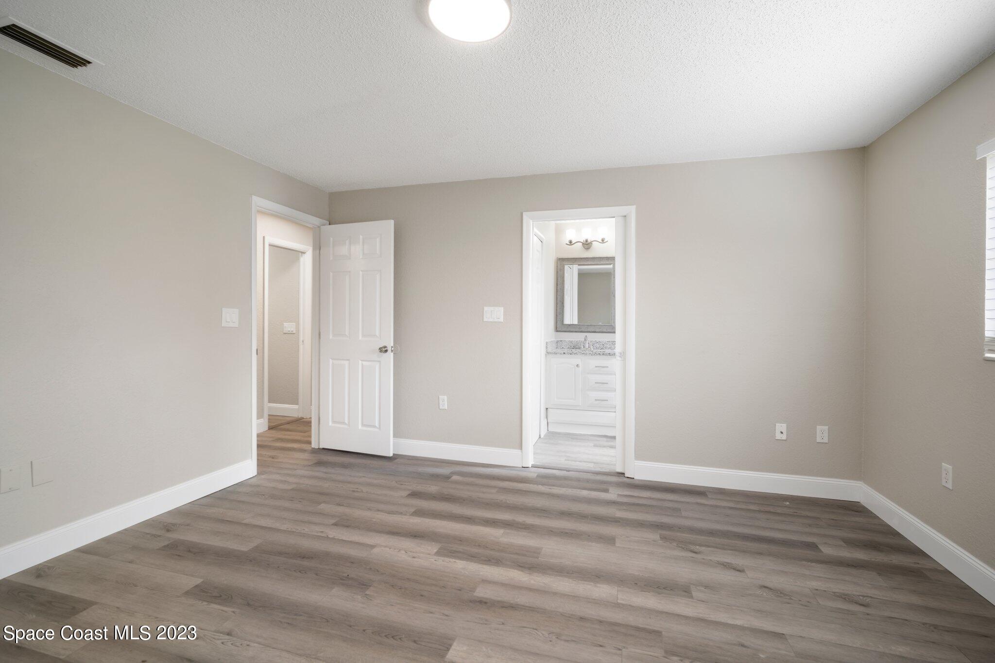 20426 Emerald Avenue