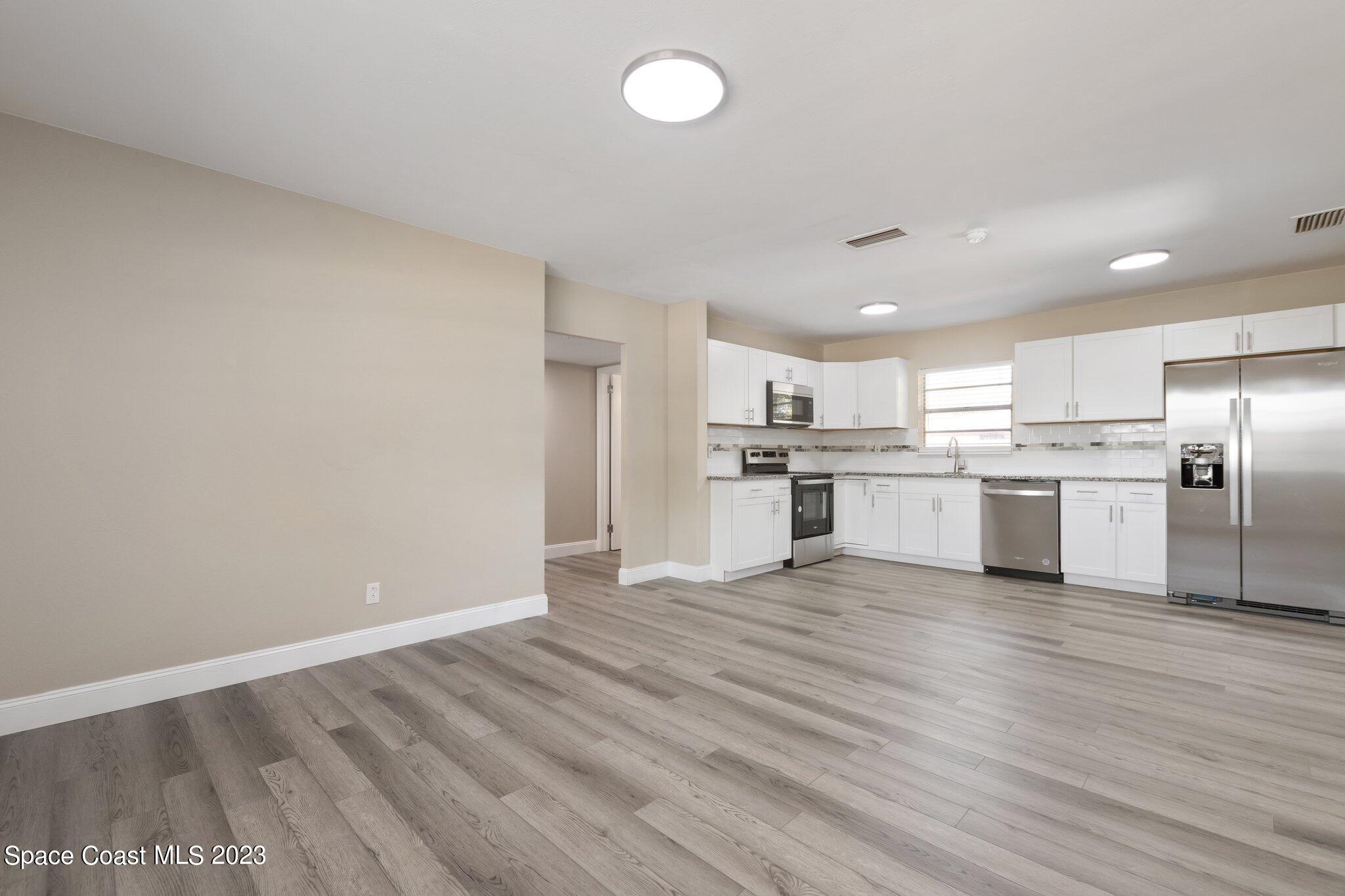 3615 W Oklahoma Avenue