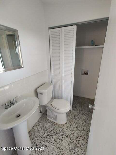 925 Canada Street NE