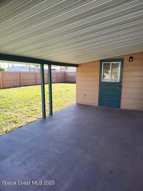 925 Canada Street NE