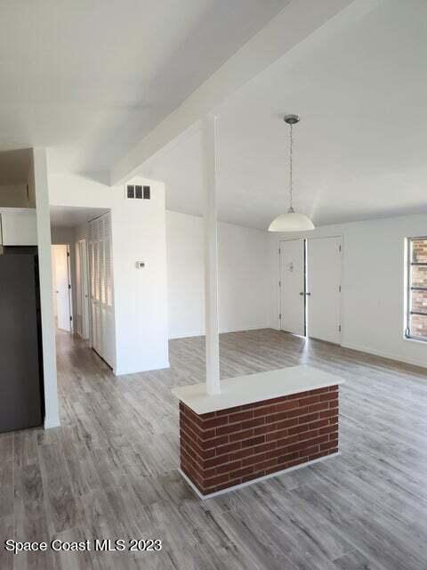 925 Canada Street NE