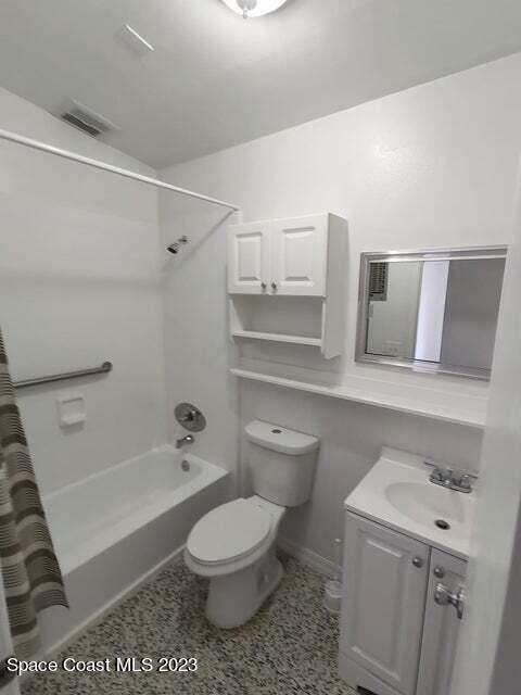 925 Canada Street NE