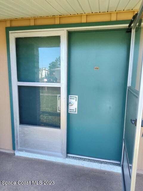 925 Canada Street NE