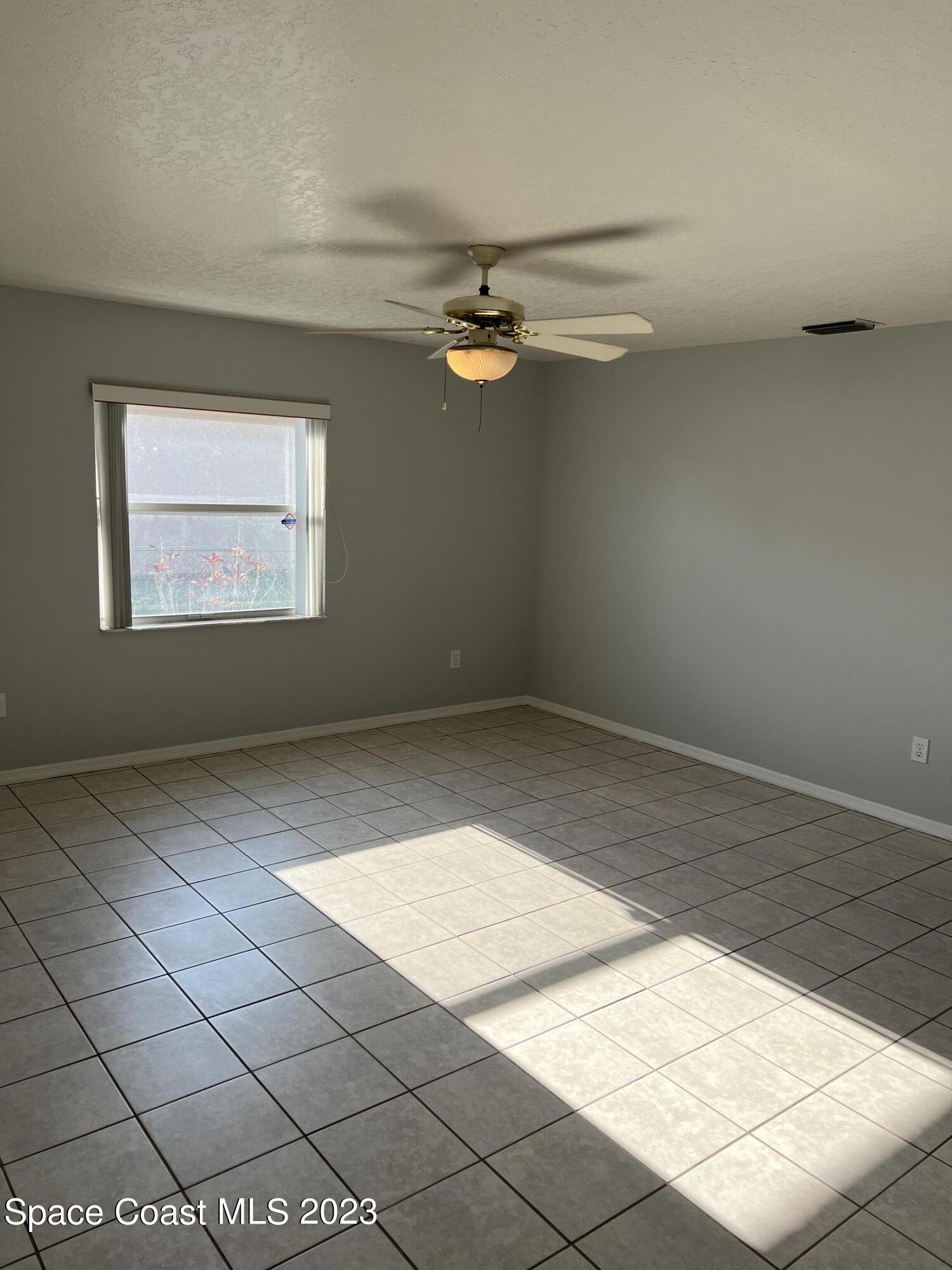 444 Vin Rose Circle SE