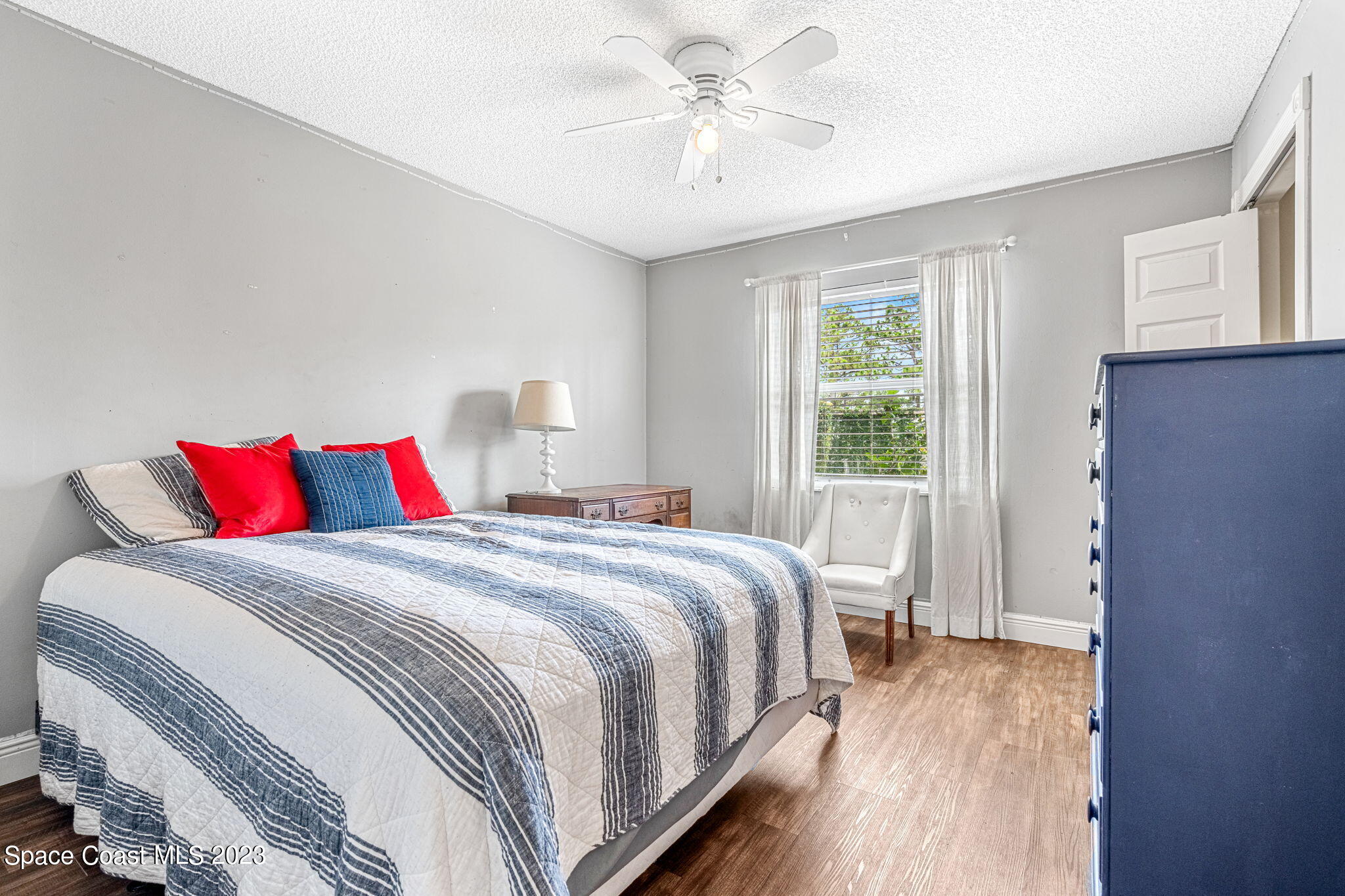 1928 Glen Meadows Circle