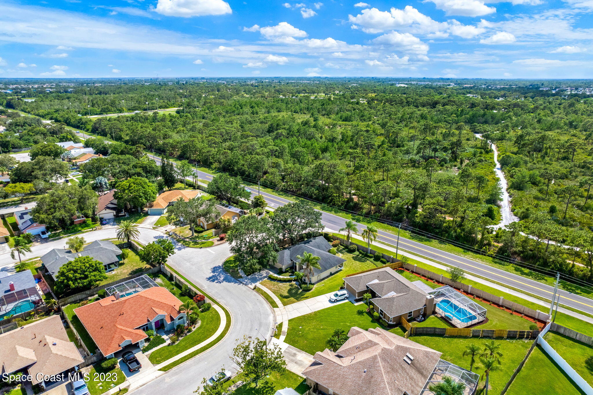 1928 Glen Meadows Circle