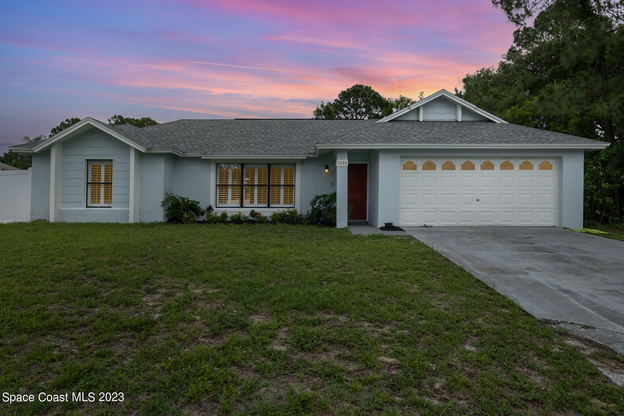 1235 Eldron Boulevard SE