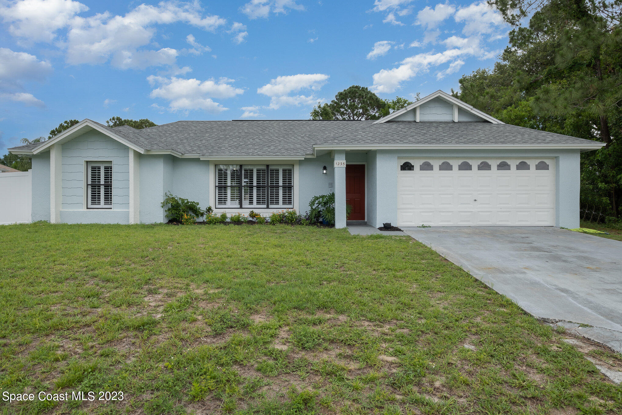 1235 Eldron Boulevard SE