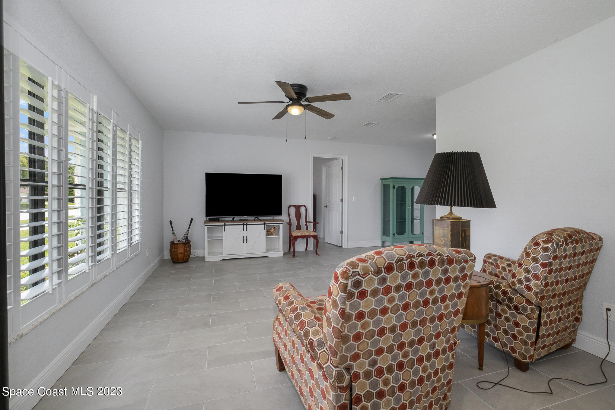 1235 Eldron Boulevard SE