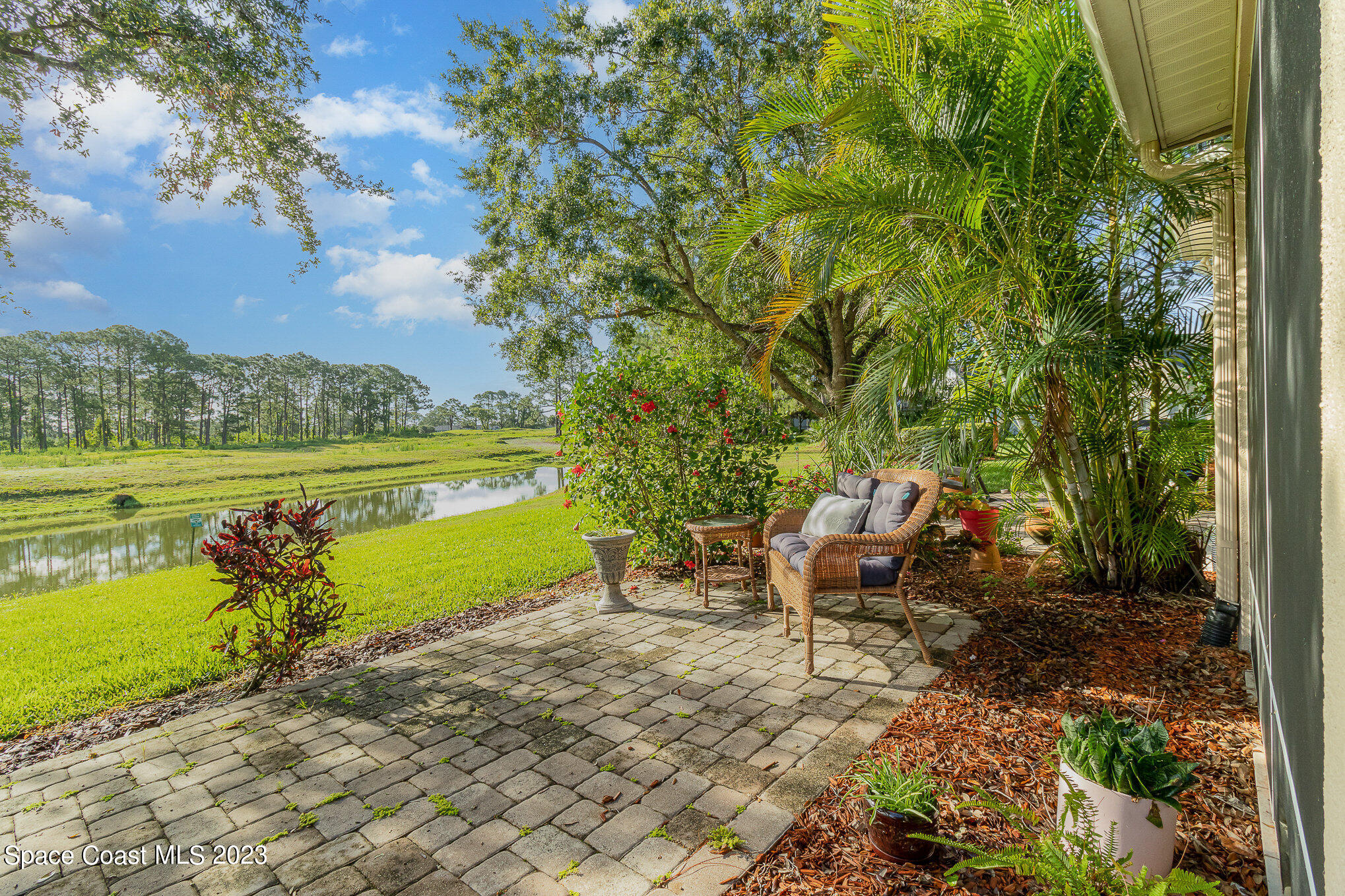 2020 Muirfield Way SE