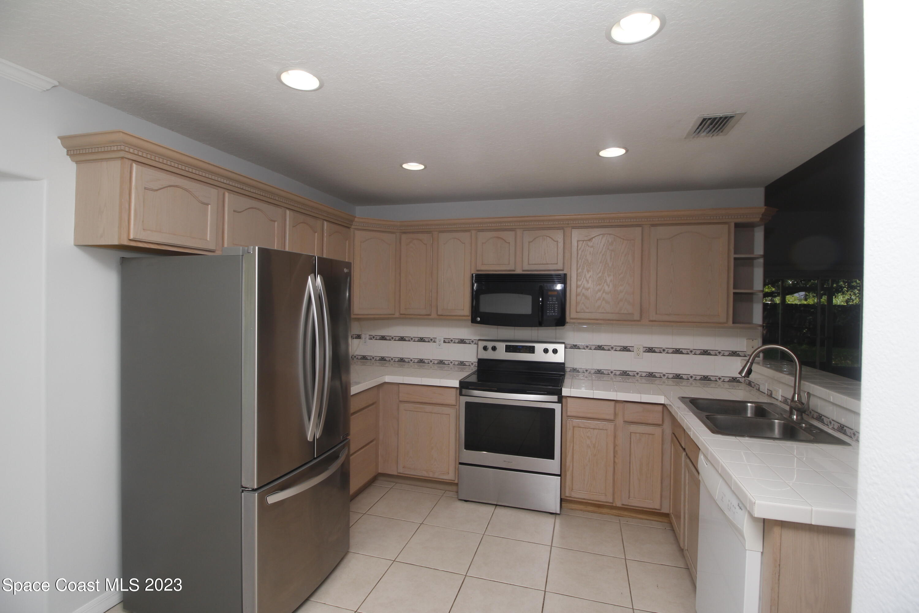 3831 Jupiter Boulevard SE