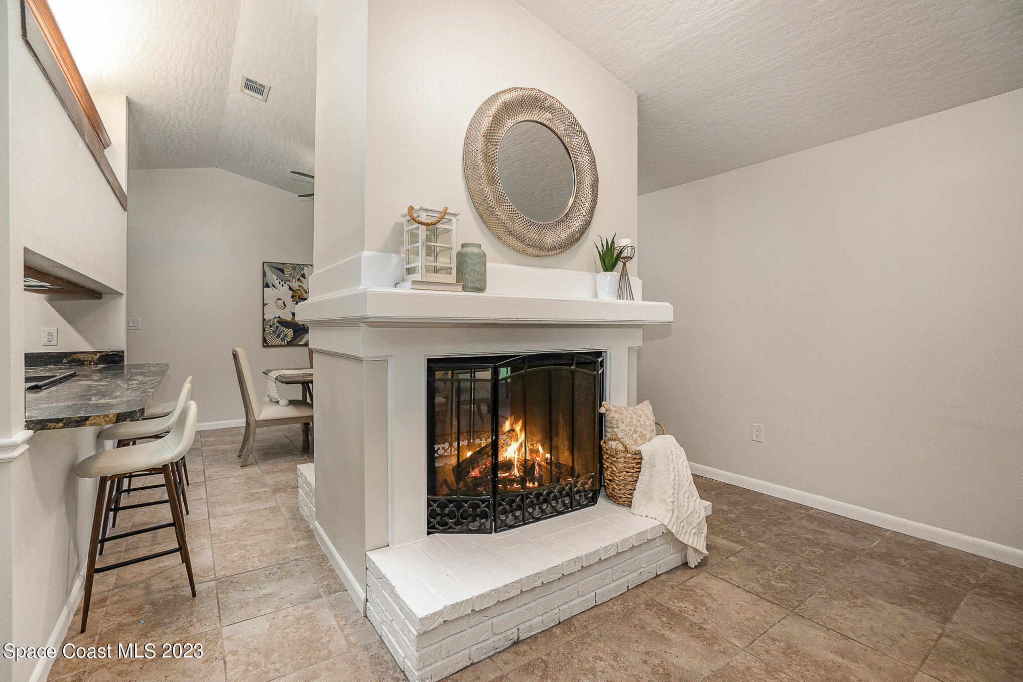 885 Norden Street NW