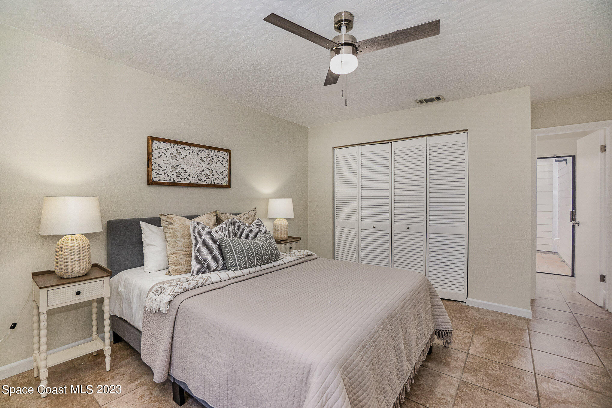 885 Norden Street NW