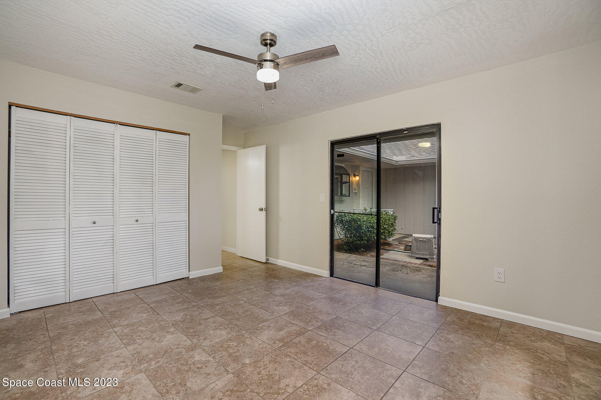 885 Norden Street NW