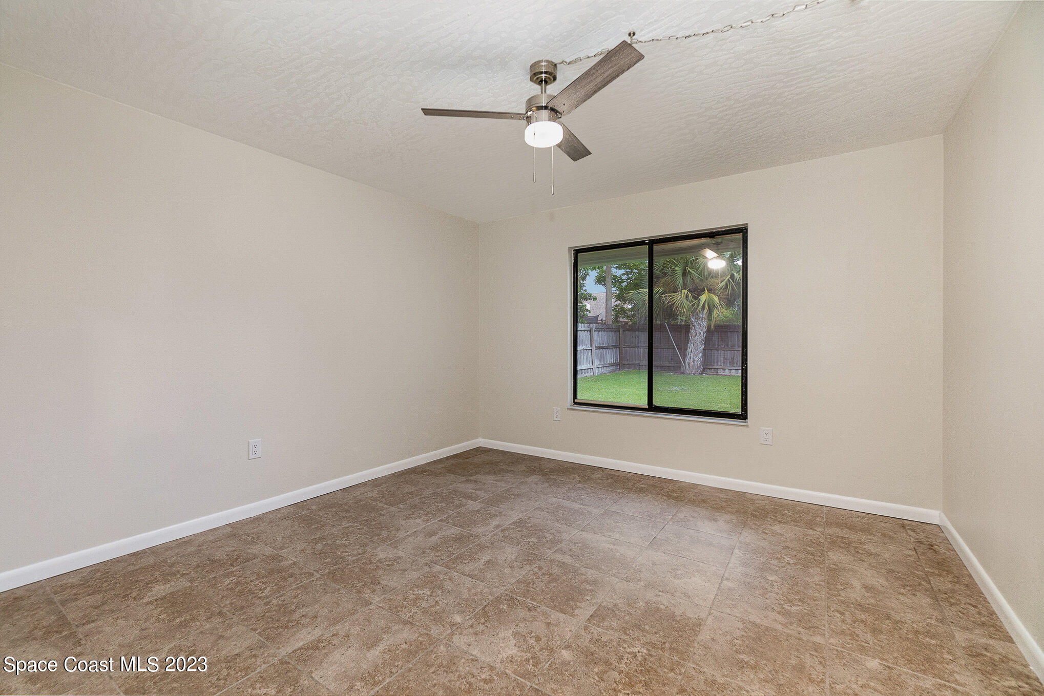 885 Norden Street NW