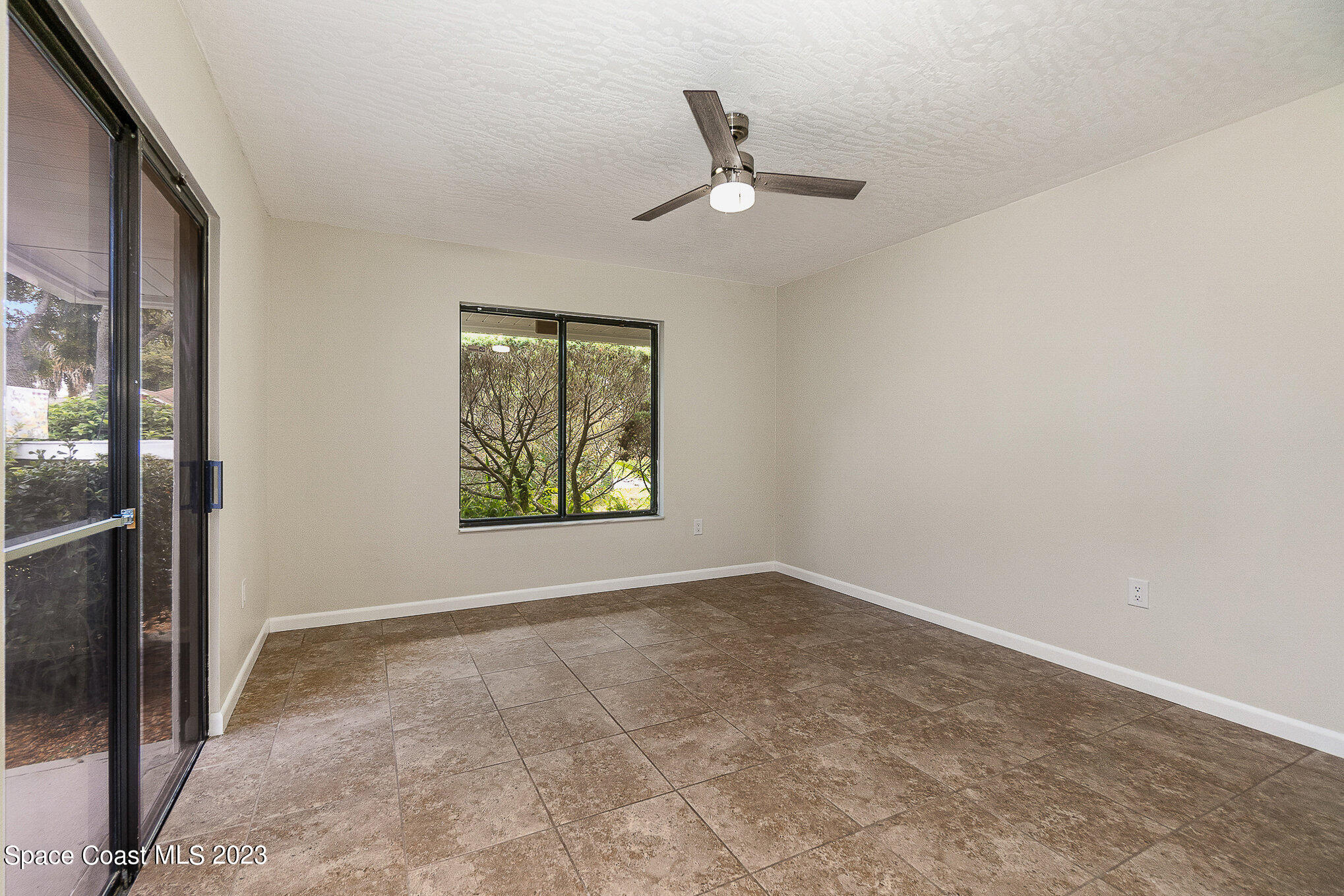 885 Norden Street NW