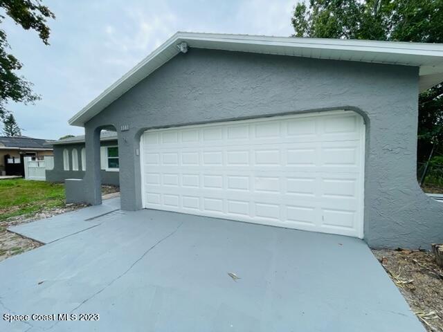 1141 Woodsmere Parkway