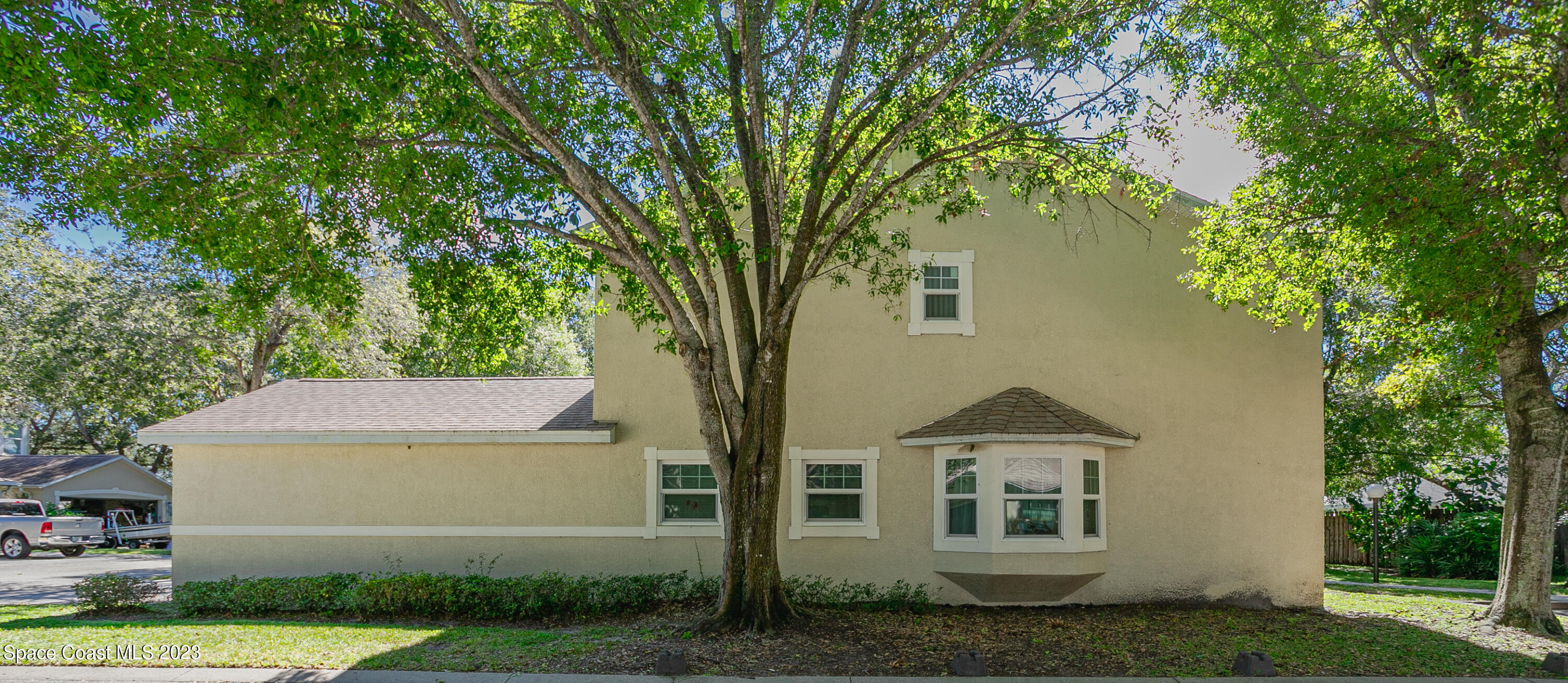 1475 Beechfern Drive, 7