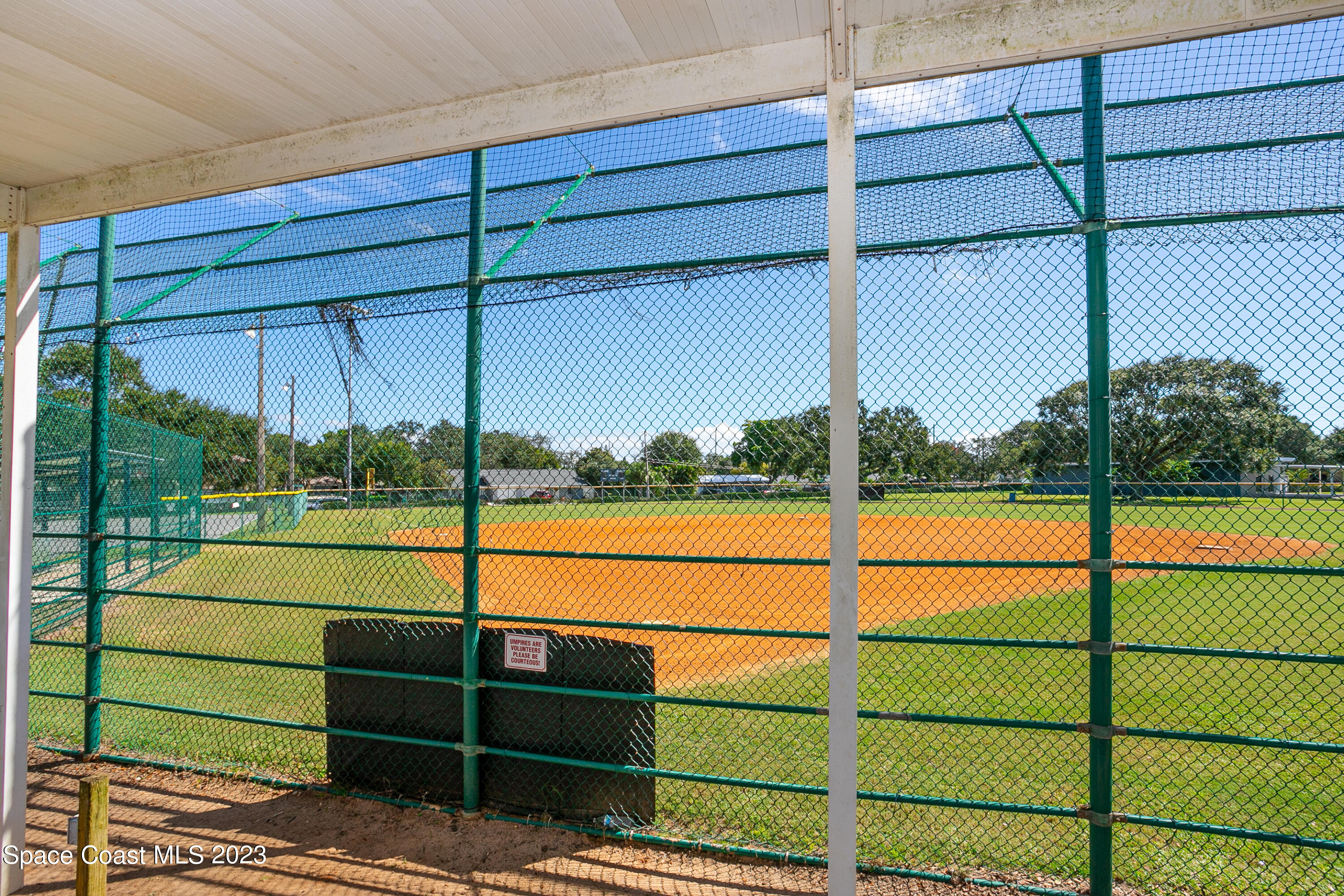 1475 Beechfern Drive, 7