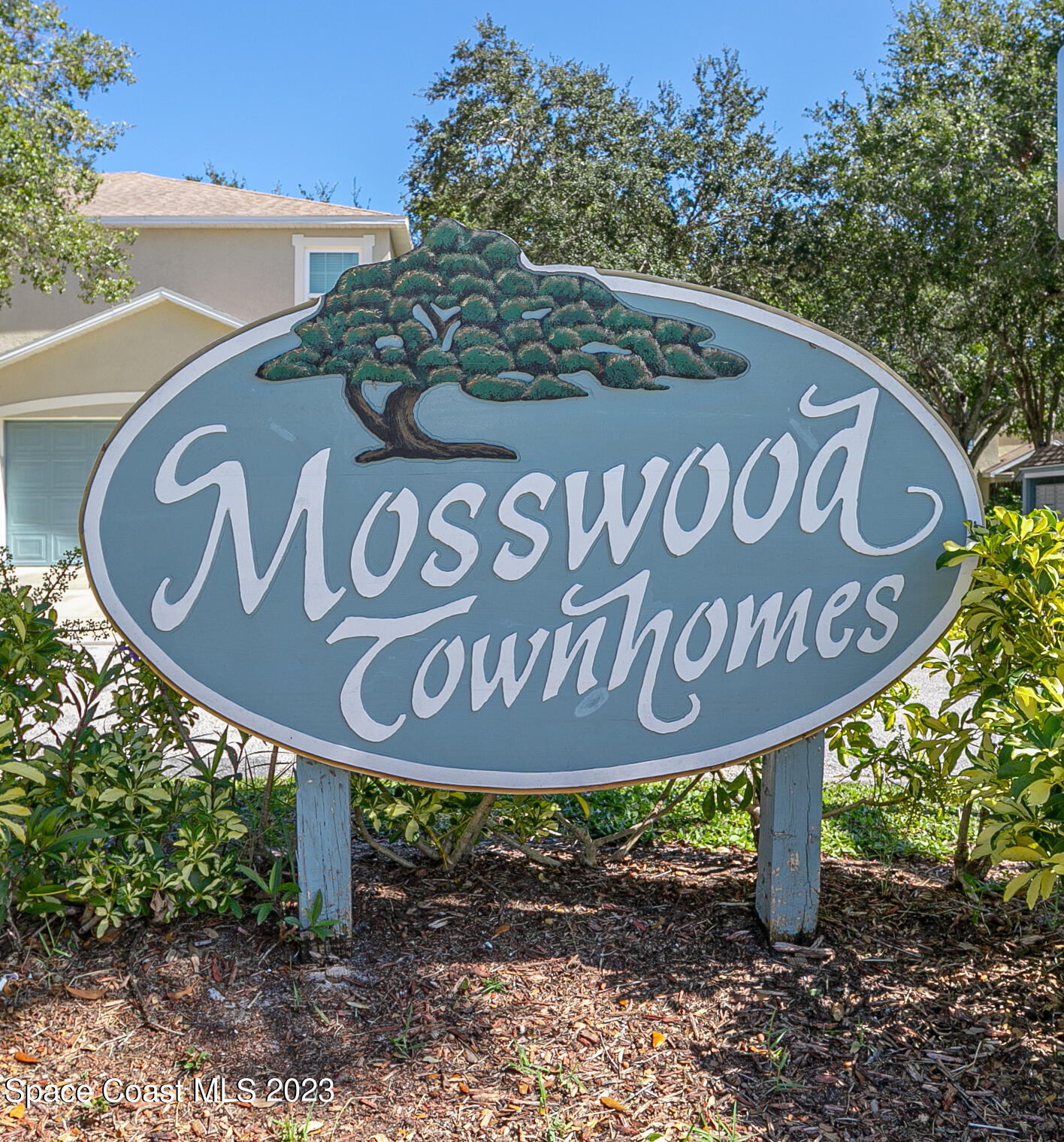 1475 Beechfern Drive, 7