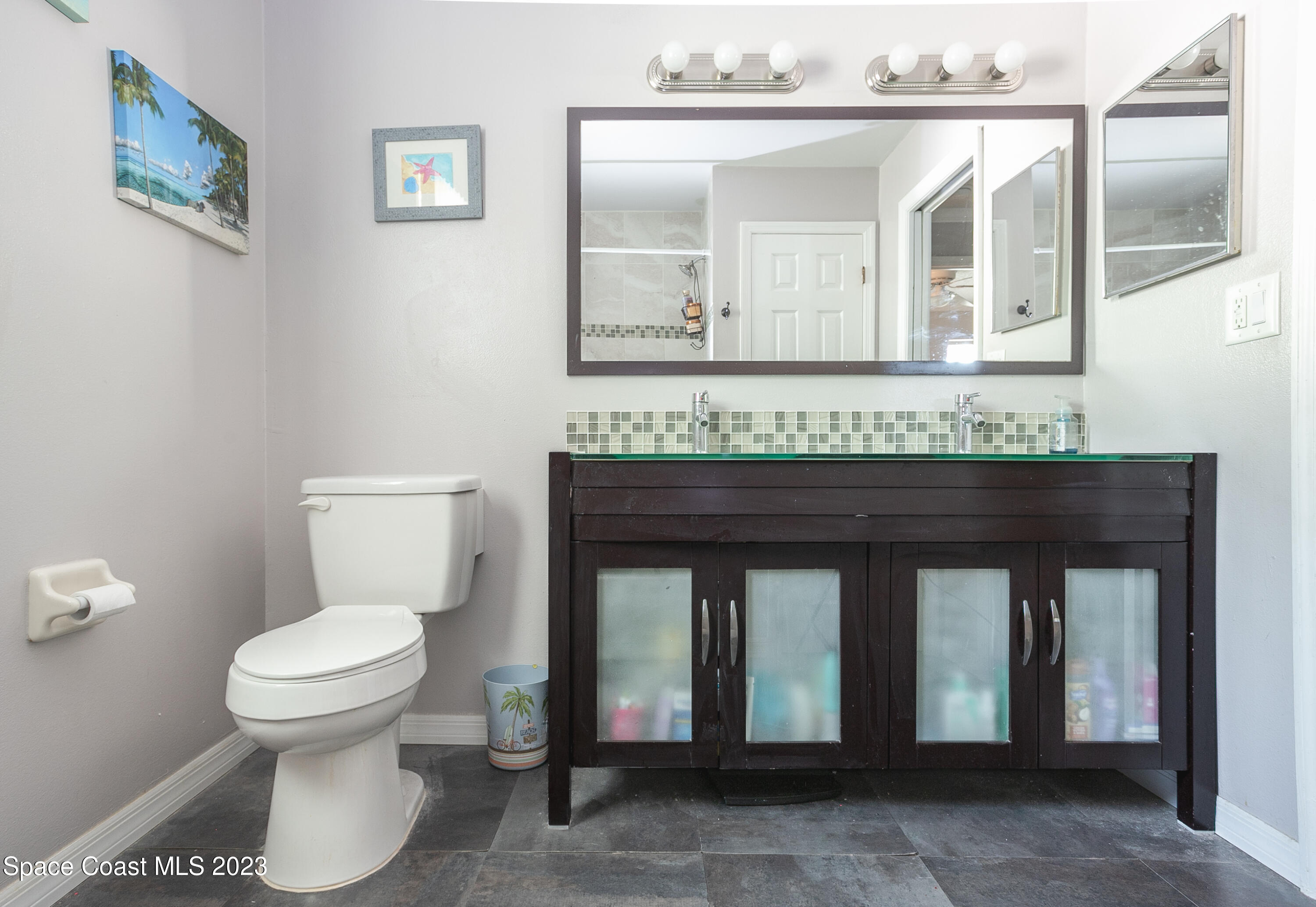 1475 Beechfern Drive, 7