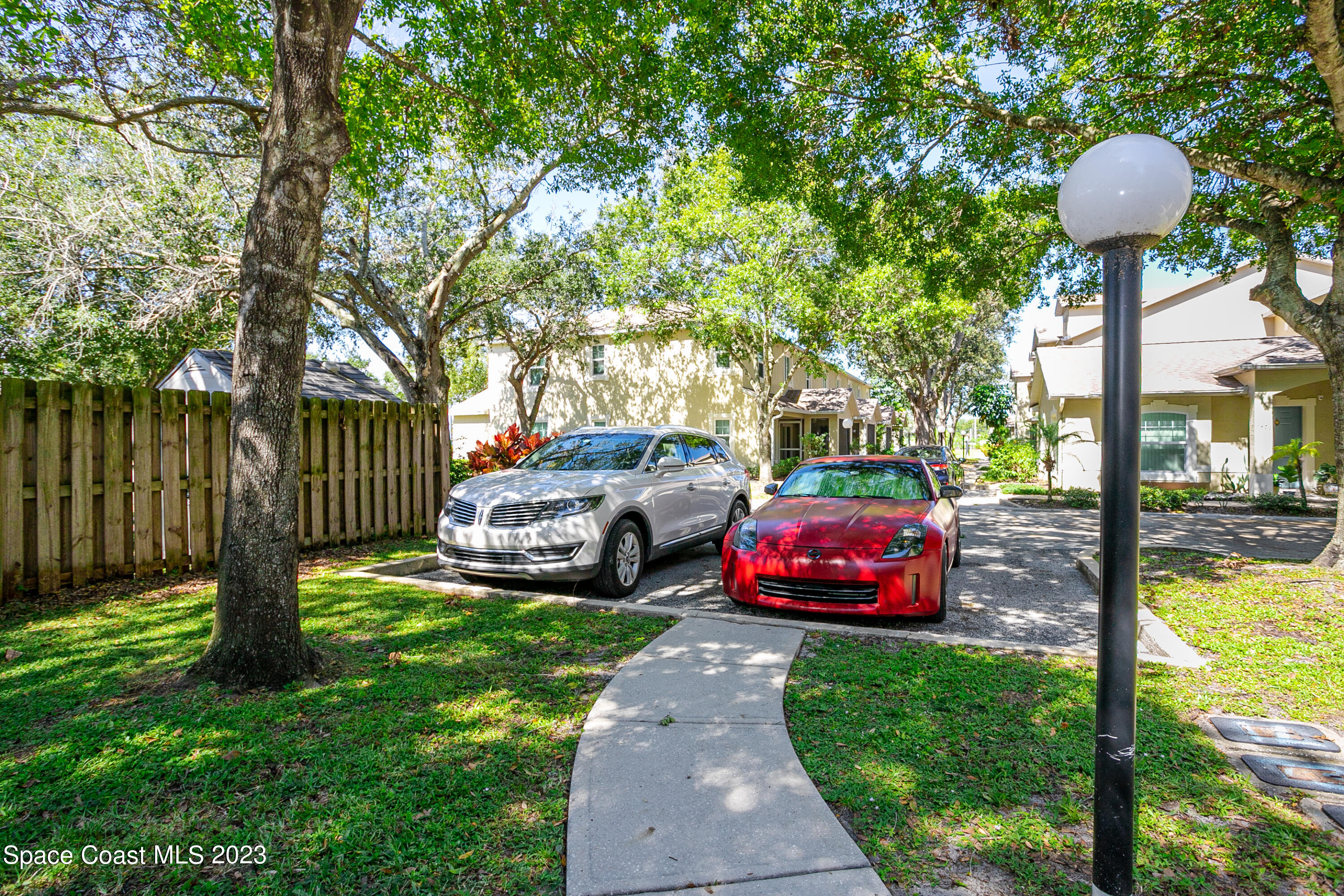 1475 Beechfern Drive, 7