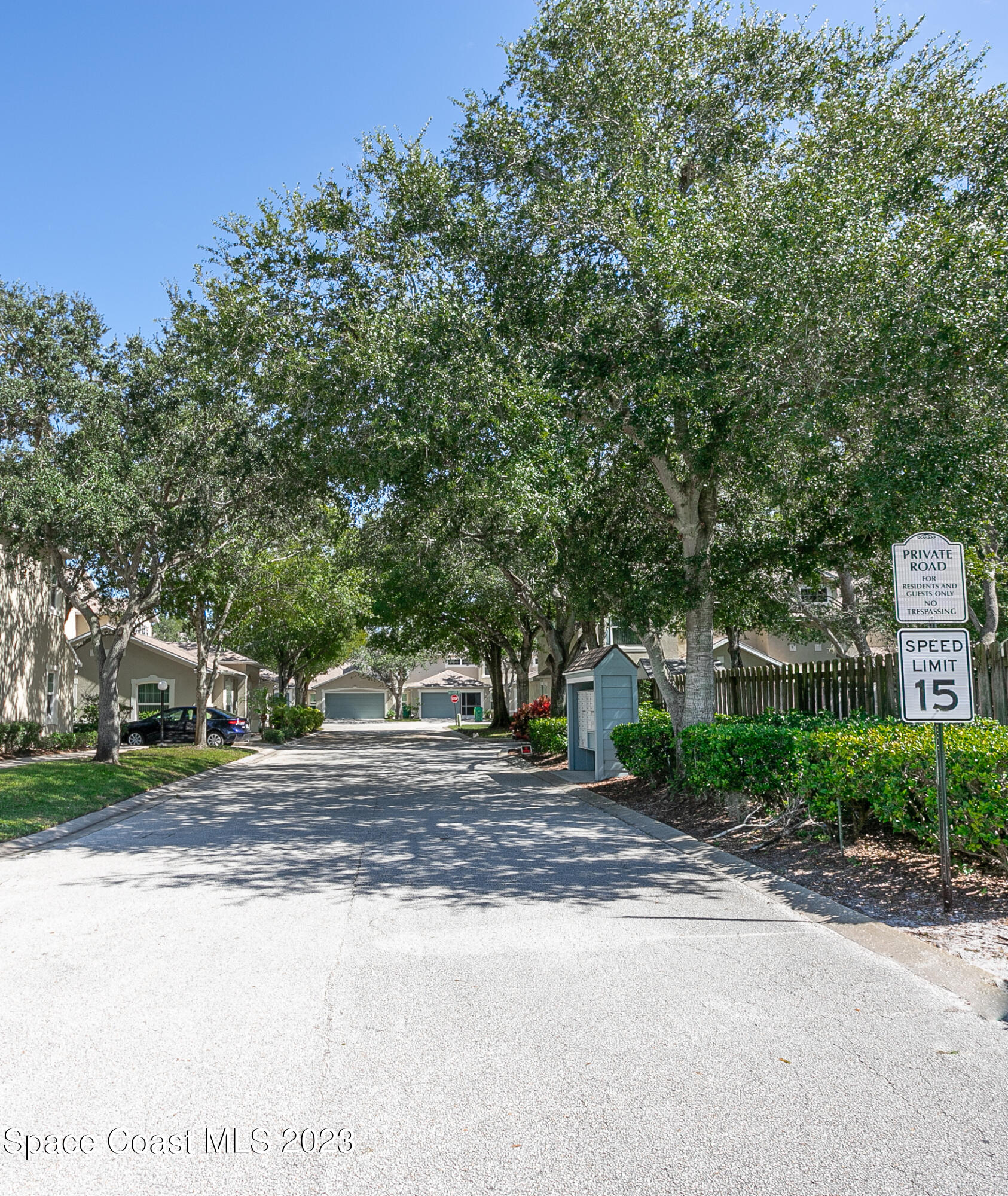 1475 Beechfern Drive, 7