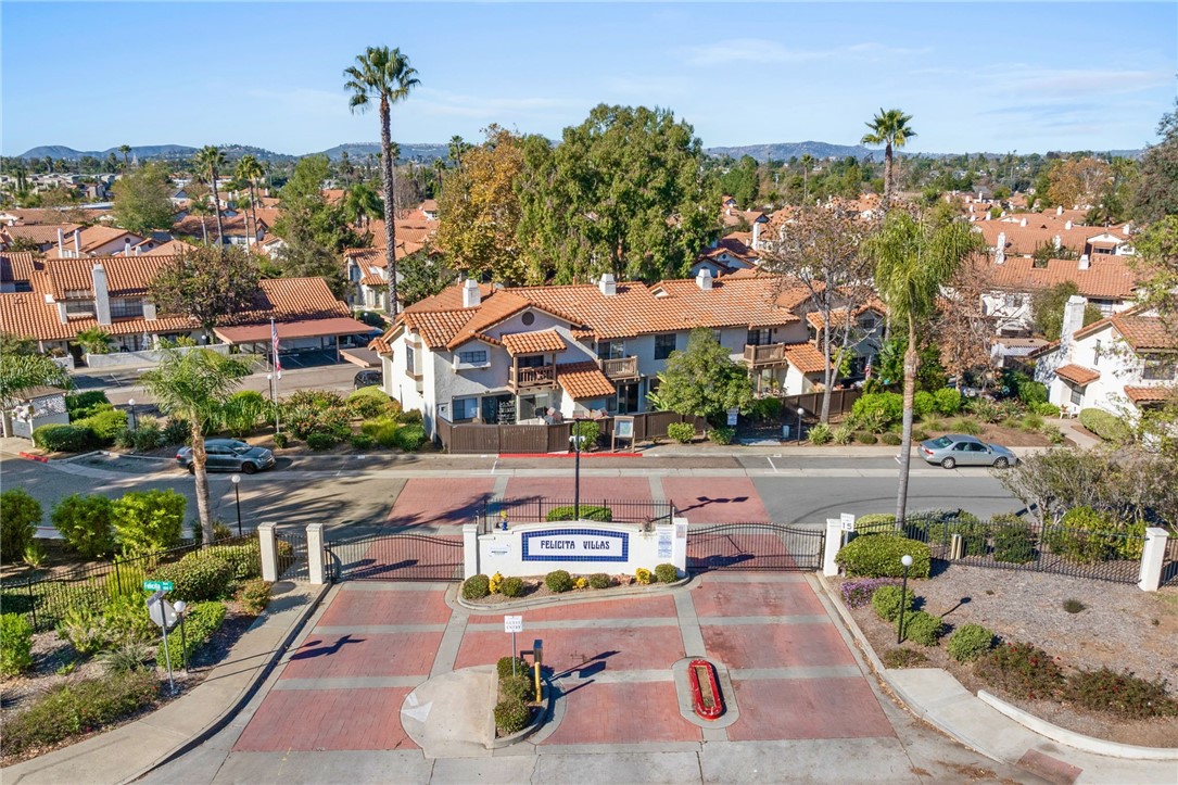 1651 Juniper Street 1