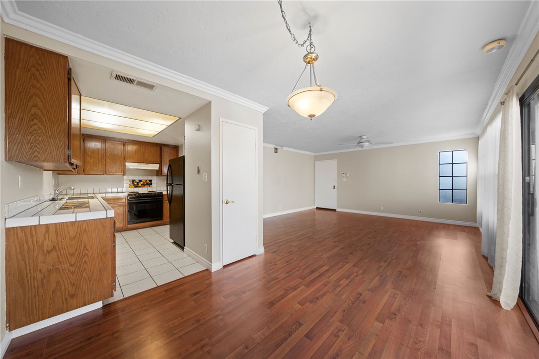 1651 Juniper Street 1