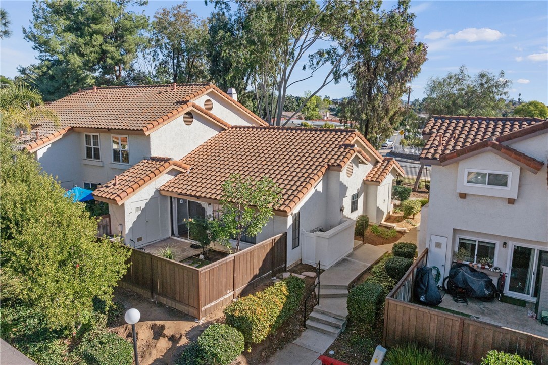 1651 Juniper Street 1