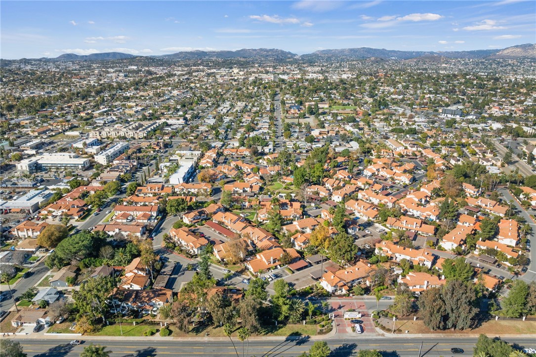 1651 Juniper Street 1