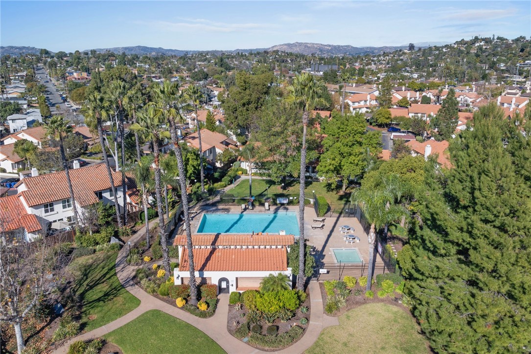 1651 Juniper Street 1