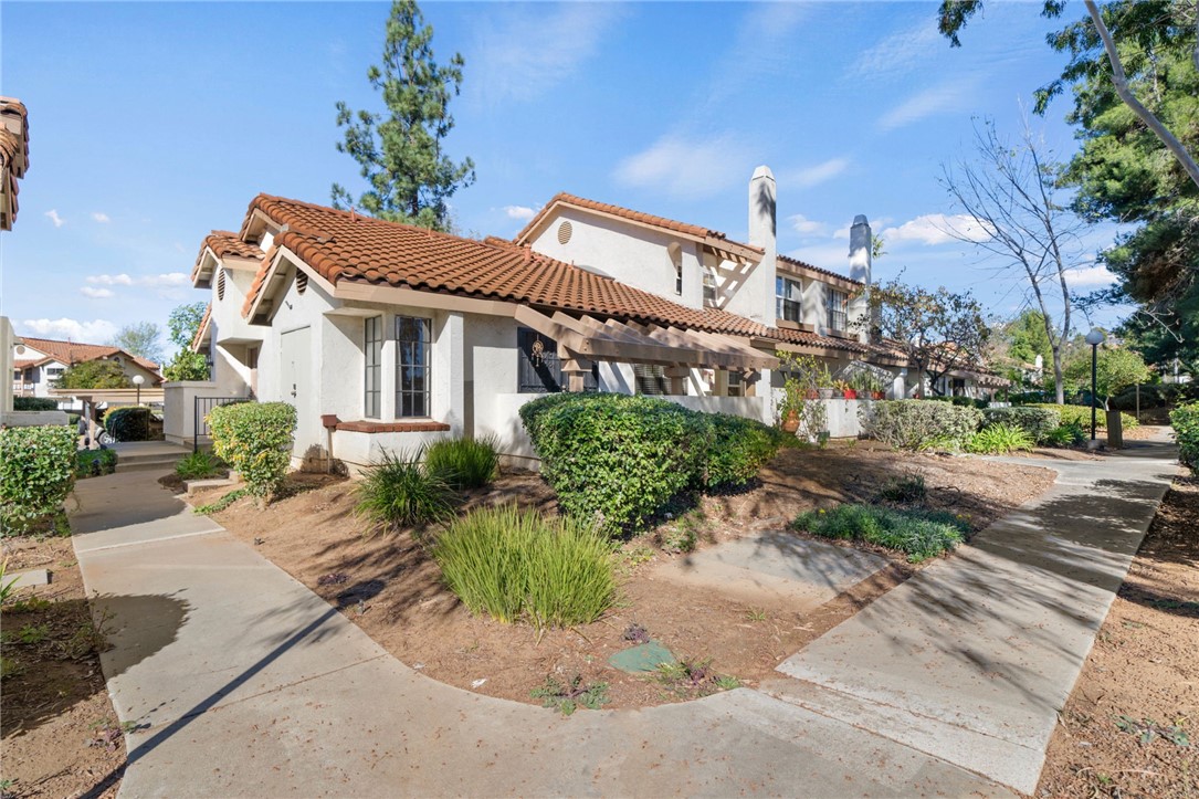 1651 Juniper Street 1