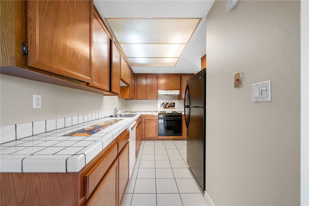 1651 Juniper Street 1