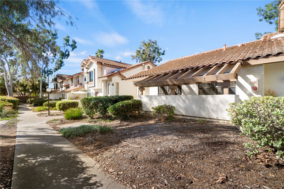 1651 Juniper Street 1