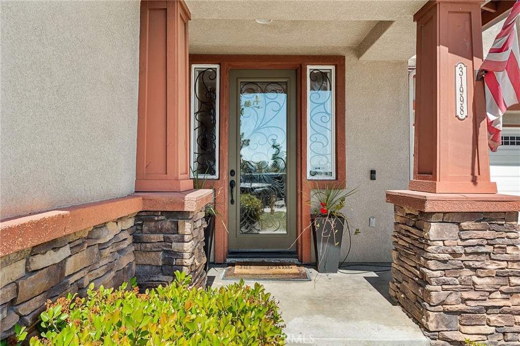 31998 Avenida Enrique